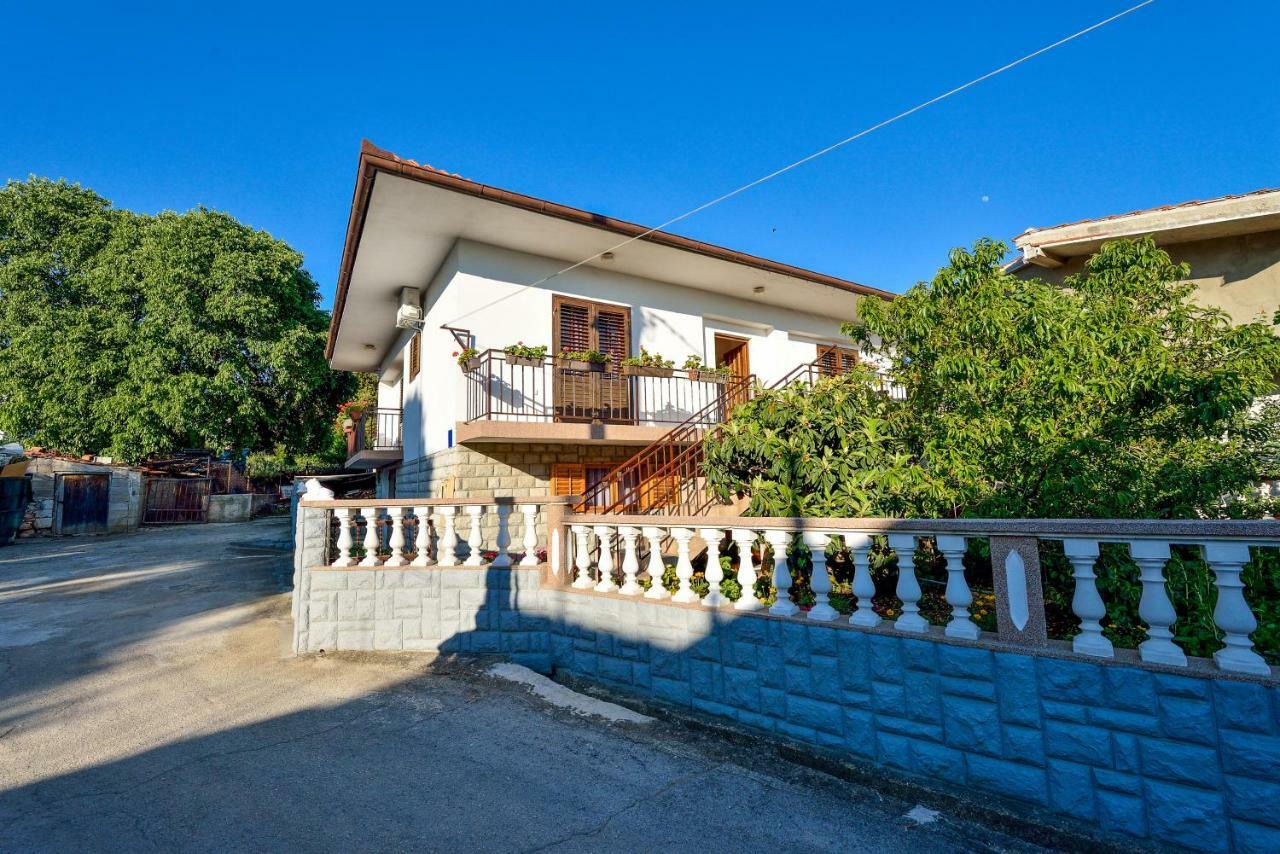 Apartman Jadranka Бибине Екстериор снимка